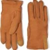UGG Leather Clamshell Logo Gloves With Conductive Tech Palm -Ugg 71lYmJgXnuL. AC SR736920