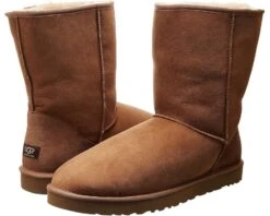 UGG Classic Short